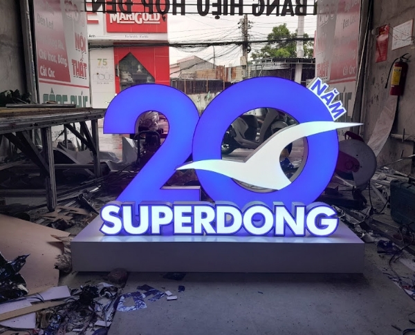 làm chữ nổi mica có đèn led giá rẻ ở phan thiết